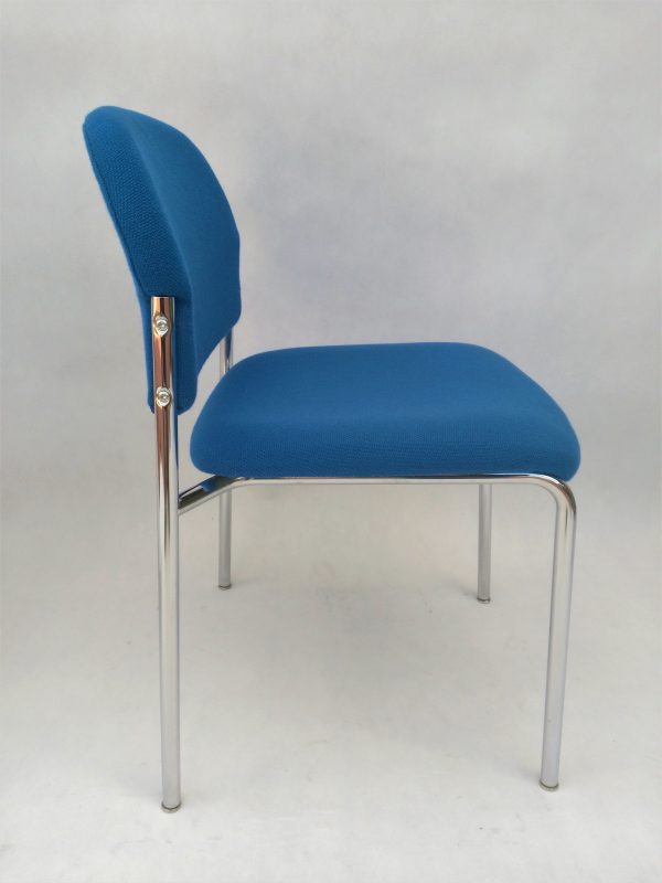 krzesło konferencyjne Drabert niebieskie, meble biurowe używane