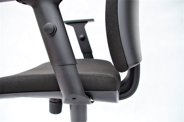 krzesło biurowe obrotowe NowyStyl Intrata czarne, meble biurowe używane